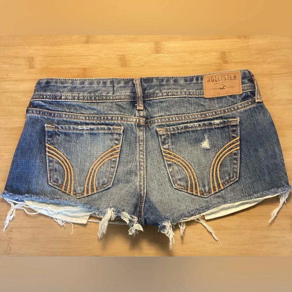Hollister Denim Shorts - Picture 2 of 11